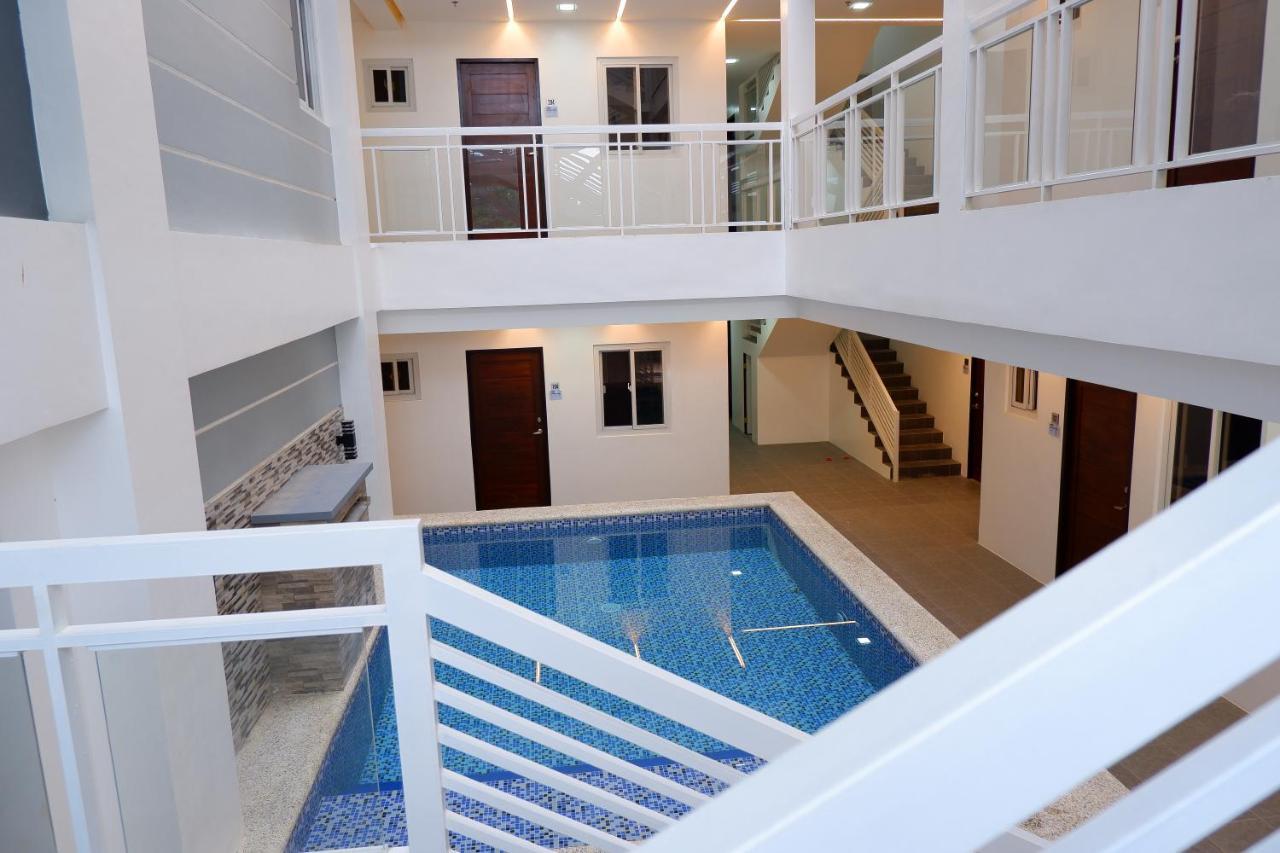 Cozy Entire Condo Unit With Pool Access アンヘレス エクステリア 写真